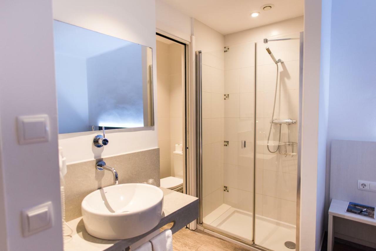 Hostal Ribas Lloret de Mar Dış mekan fotoğraf